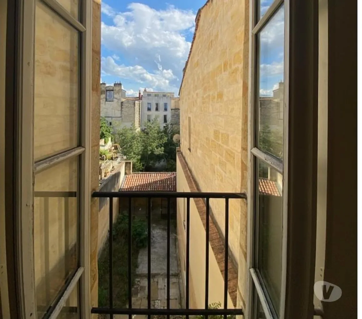 T3 56 m² - Rue Cantemerle, Chartrons, Bordeaux - Image 1